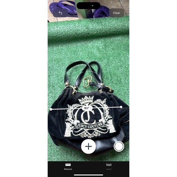 Juicy Couture Black Velvet Small Purse Vintage Y2K Bag Heart Charm Gold Chain - Picture 12 of 13